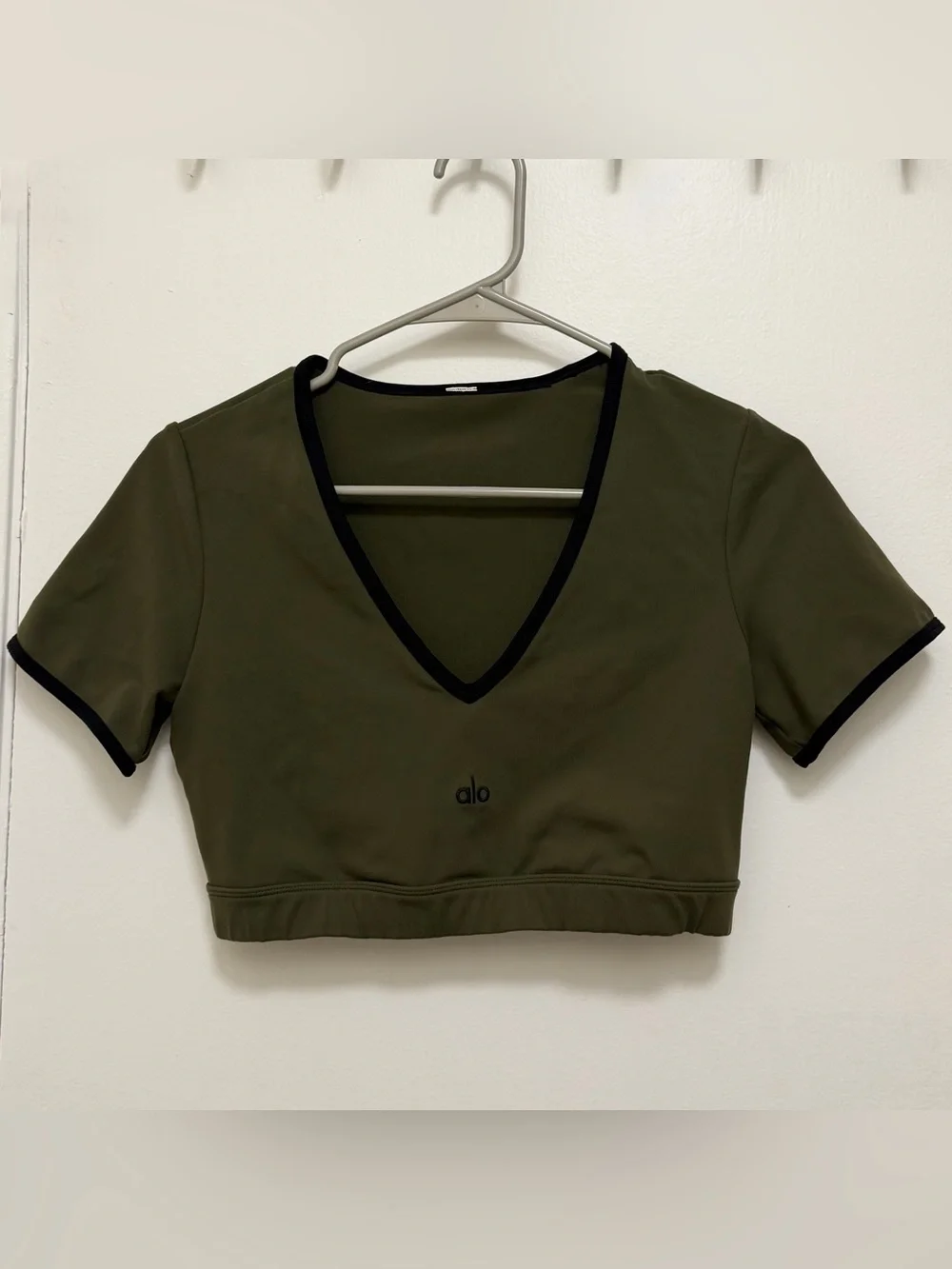 ALO Olive Green V-Neck Cropped Top